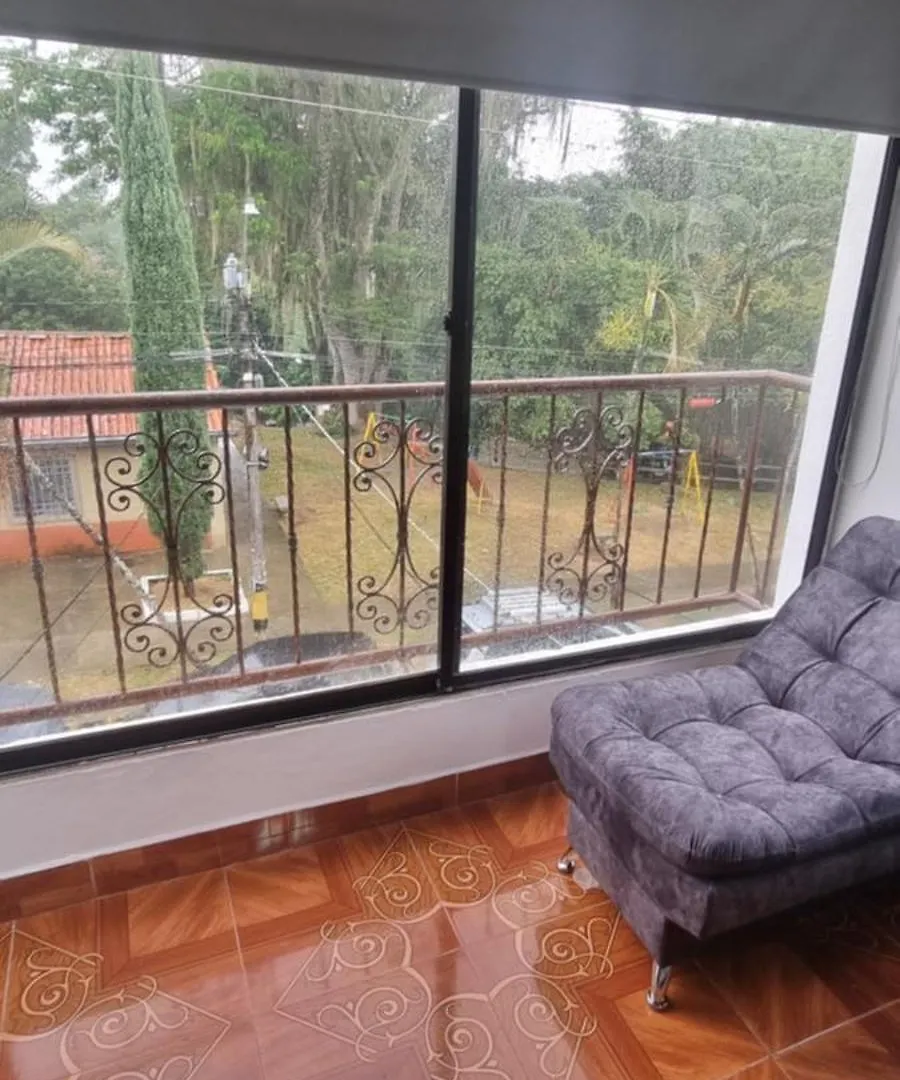 Hermosa Casa Para Tour Comuna 13 Medellin